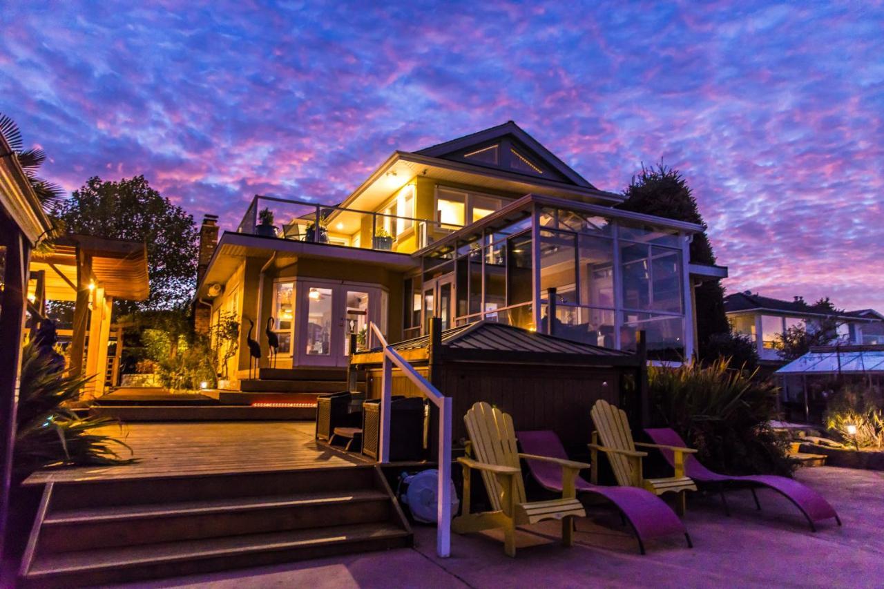 Birds Of A Feather Victoria Oceanfront Studio Suites Colwood Buitenkant foto