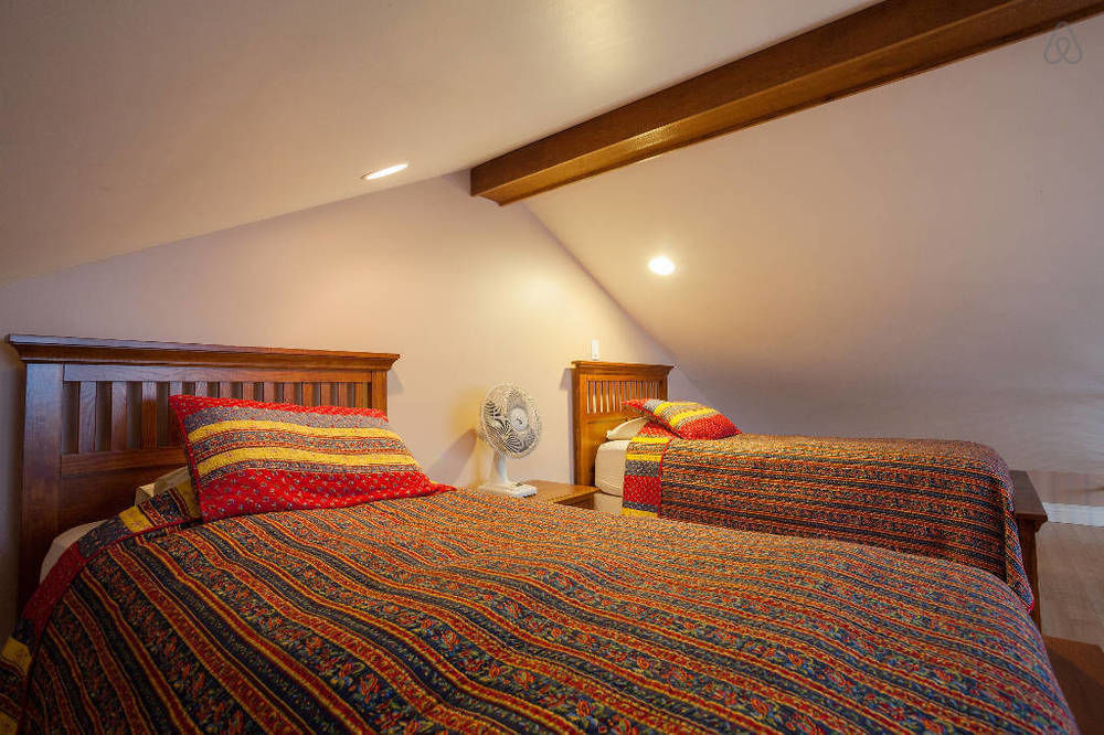 Birds Of A Feather Victoria Oceanfront Studio Suites Colwood Buitenkant foto